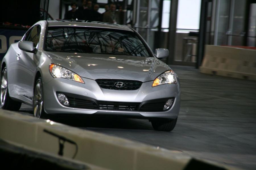  Hyundai Genesis Coupe 2010 года  (фото 168 из 300)